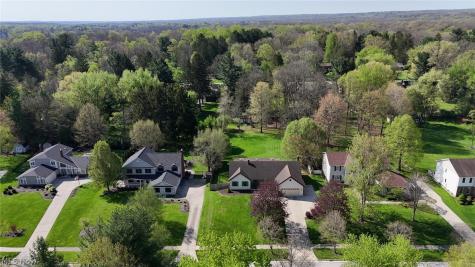 11040 Brookview Drive Brecksville OH 44141