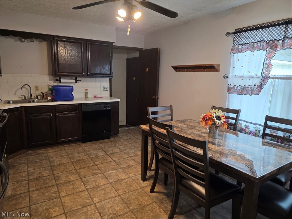 1358 Andrew Avenue Salem OH 44460