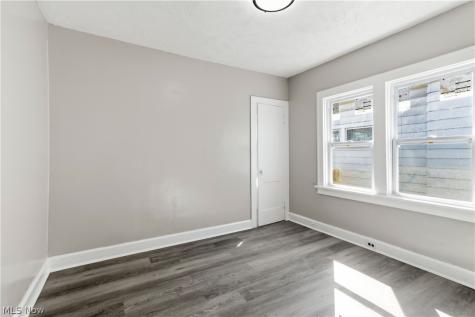 3582 W 126th Street Cleveland OH 44111