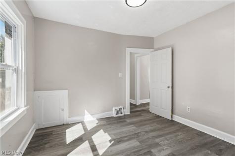 3582 W 126th Street Cleveland OH 44111