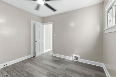3582 W 126th Street Cleveland OH 44111