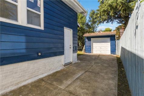 3582 W 126th Street Cleveland OH 44111