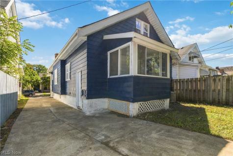 3582 W 126th Street Cleveland OH 44111