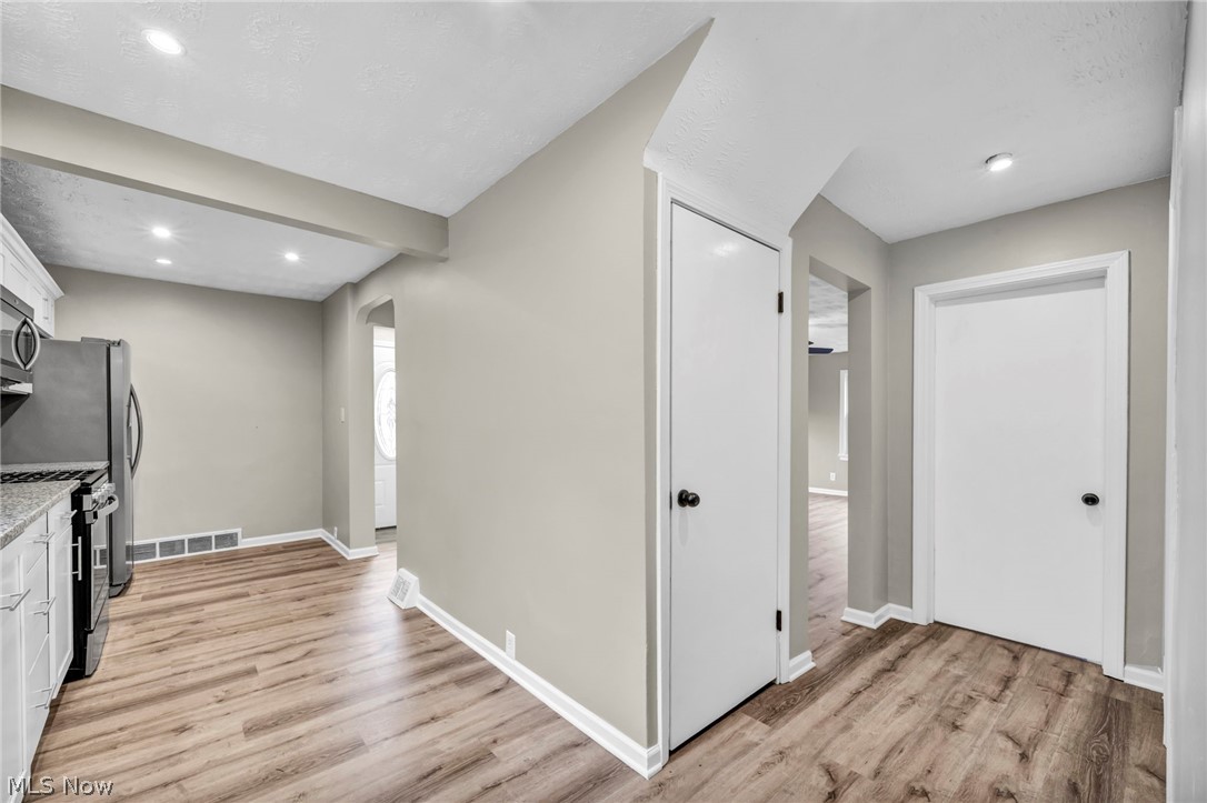 7623 Macedonia Road Oakwood OH 44146