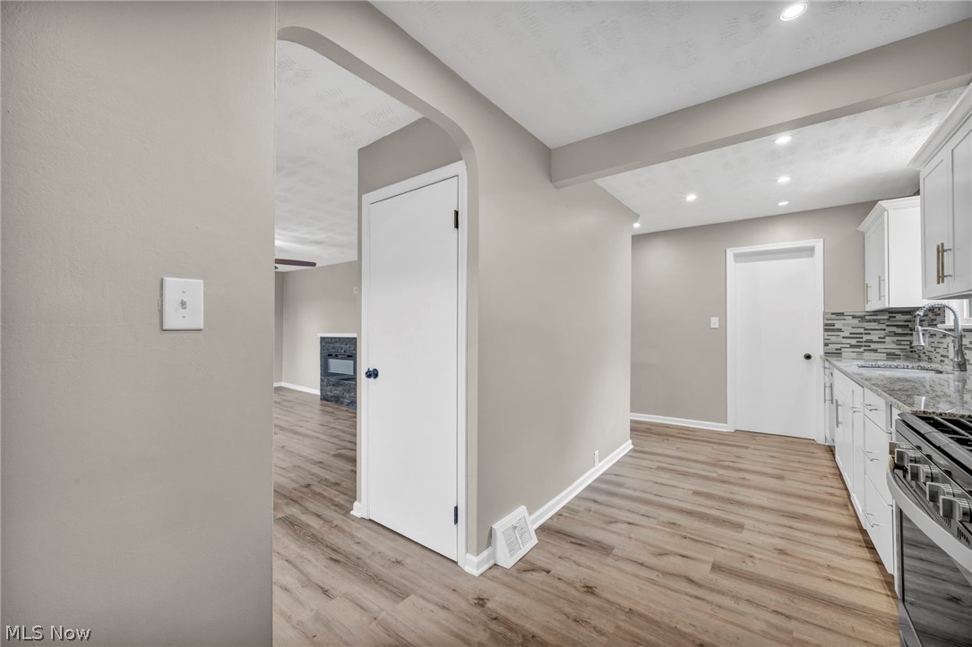7623 Macedonia Road Oakwood OH 44146