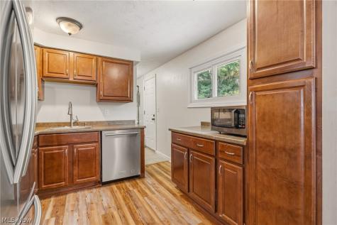 9103 Cranbrook Drive Northfield Village OH 44067
