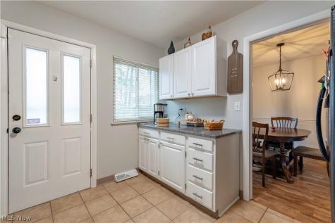 2435 Eastern Avenue Alliance OH 44601