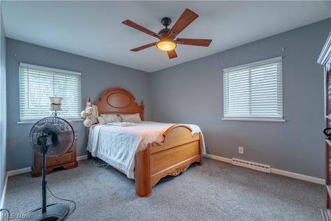 2435 Eastern Avenue Alliance OH 44601