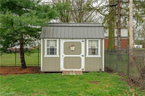2435 Eastern Avenue Alliance OH 44601