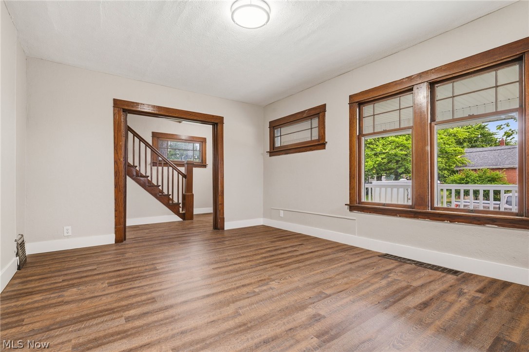 678 Essex Street Akron OH 44306