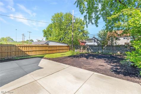 3101 W 101st Street Cleveland OH 44111