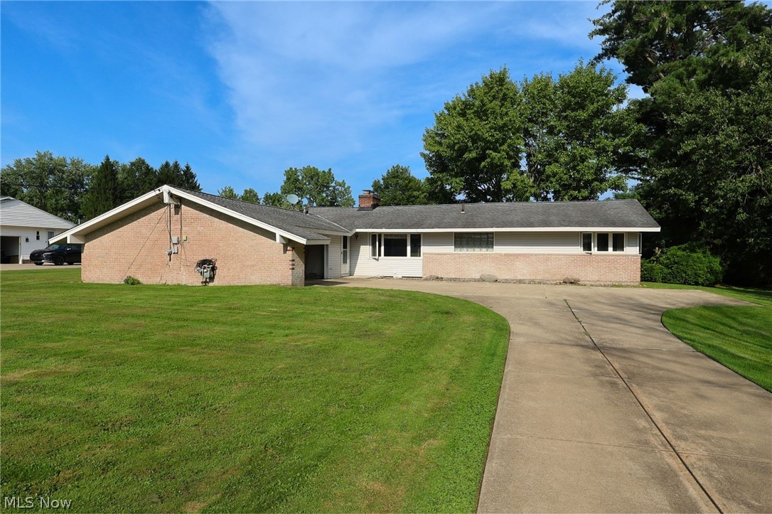 13845 Fox Hills Drive Novelty OH 44072