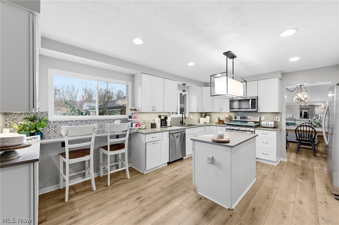 27974 Sanders Lane North Olmsted OH 44070