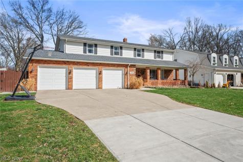 27974 Sanders Lane North Olmsted OH 44070