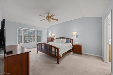 25471 Hilltop Drive Beachwood OH 44122