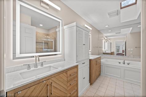 25471 Hilltop Drive Beachwood OH 44122