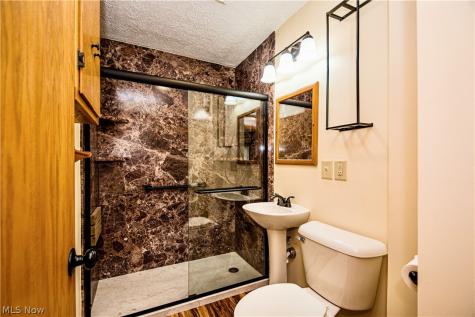 172 Davenport Avenue Akron OH 44312