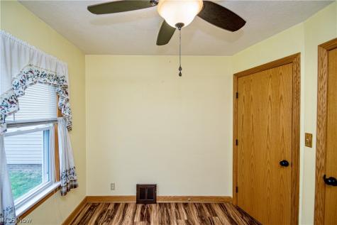 172 Davenport Avenue Akron OH 44312