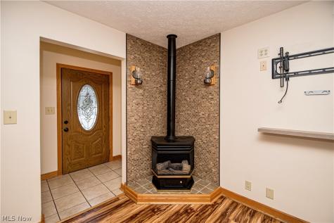172 Davenport Avenue Akron OH 44312