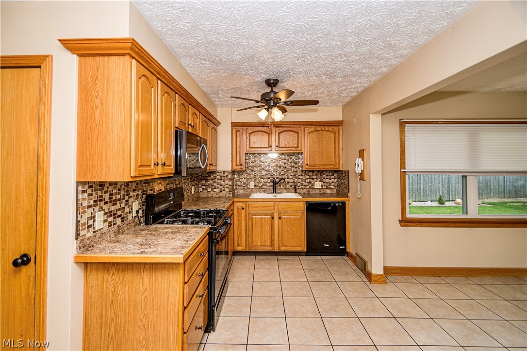 172 Davenport Avenue Akron OH 44312