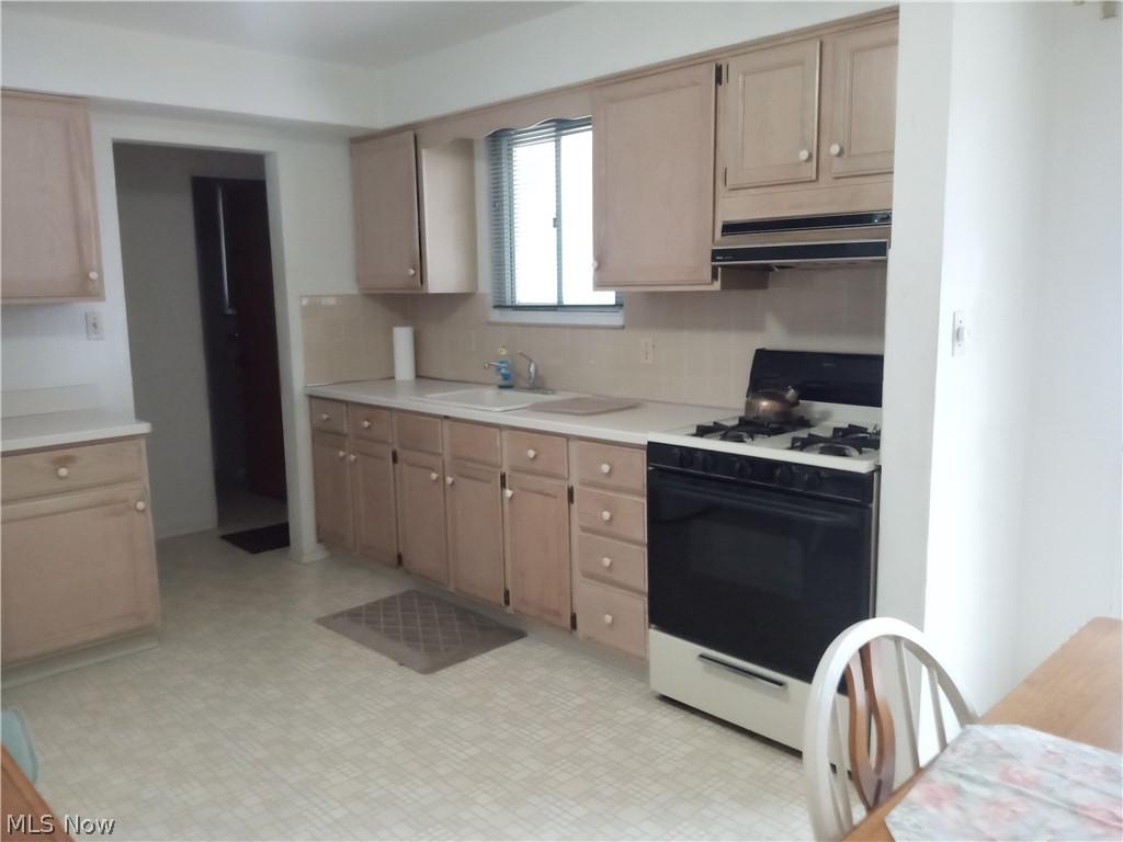 5621 Andover Boulevard Garfield Heights OH 44125
