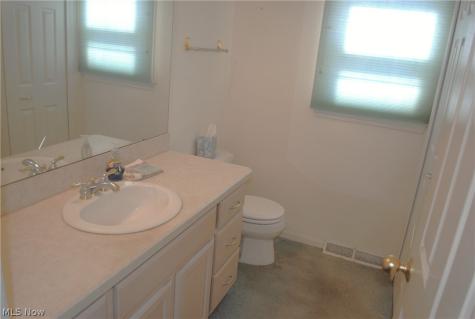 2025 E Erie Avenue Lorain OH 44052
