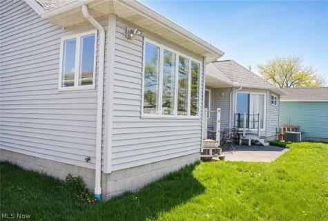 2025 E Erie Avenue Lorain OH 44052