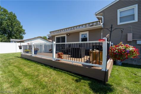 546 Fieldstone Drive Amherst OH 44001