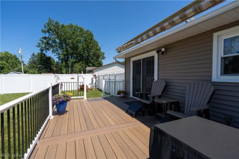 546 Fieldstone Drive Amherst OH 44001