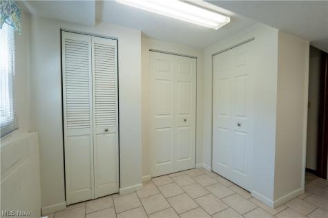 546 Fieldstone Drive Amherst OH 44001
