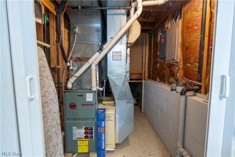 546 Fieldstone Drive Amherst OH 44001