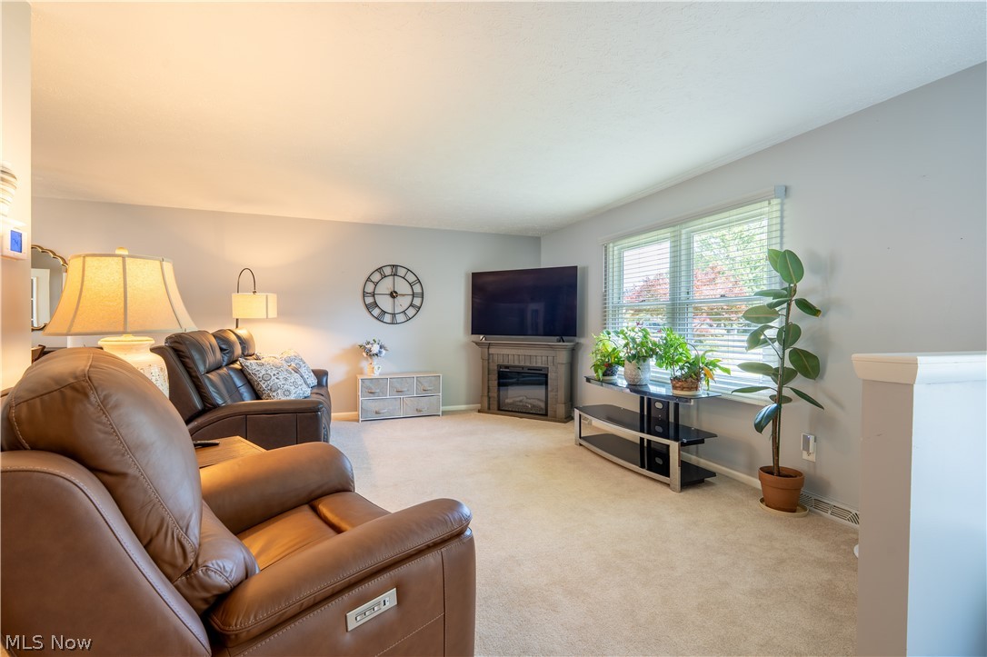546 Fieldstone Drive Amherst OH 44001