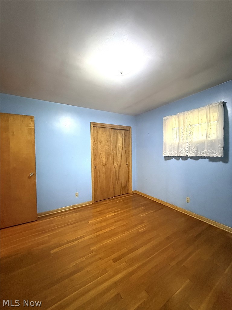 1952 Dodge Drive NW Warren OH 44485
