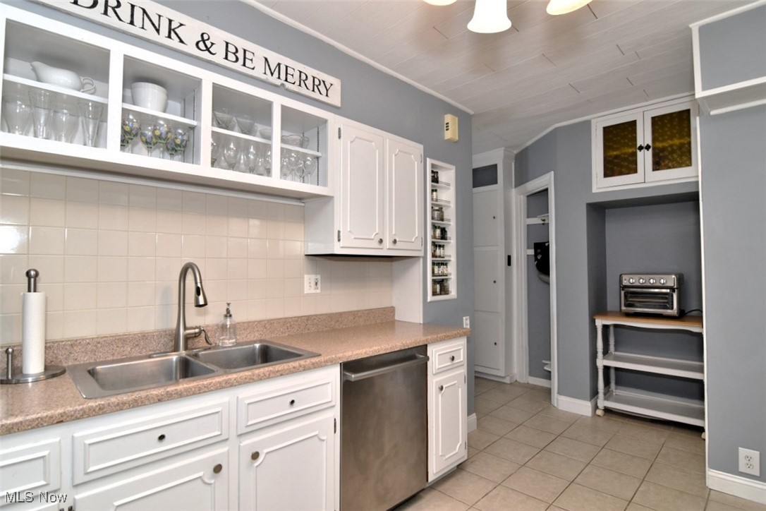 2459 Eaton Road University Heights OH 44118