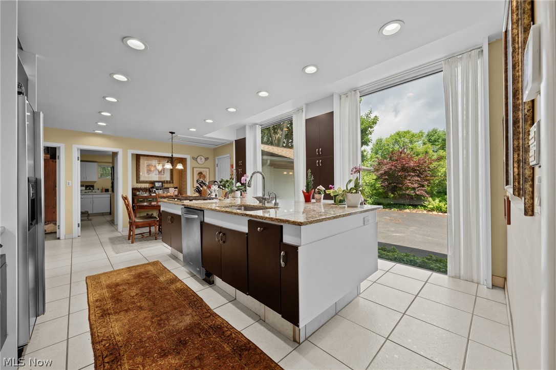 24840 Shaker Boulevard Beachwood OH 44122
