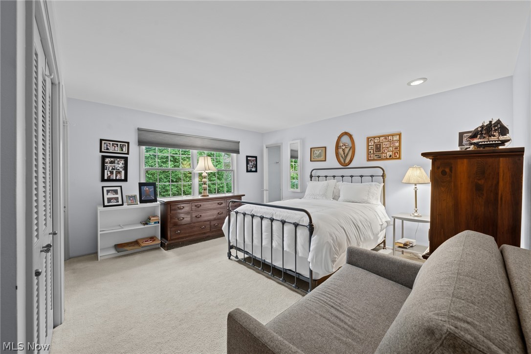 24840 Shaker Boulevard Beachwood OH 44122