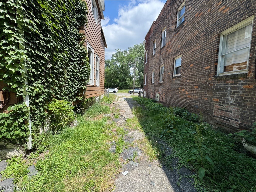 540 E 123rd Street Cleveland OH 44108