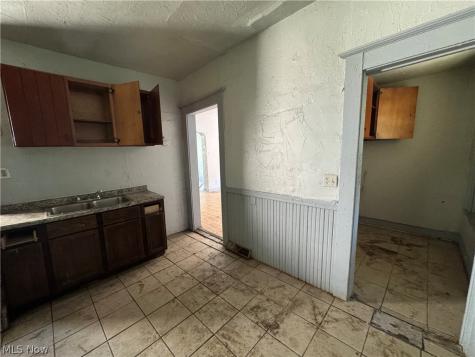 540 E 123rd Street Cleveland OH 44108