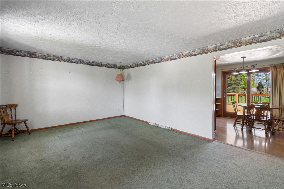 11074 Sagebrush Avenue NE Uniontown OH 44685