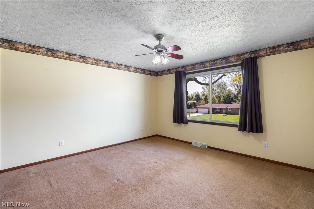 11074 Sagebrush Avenue NE Uniontown OH 44685