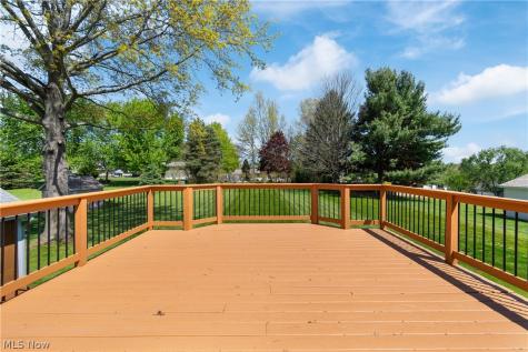 11074 Sagebrush Avenue NE Uniontown OH 44685