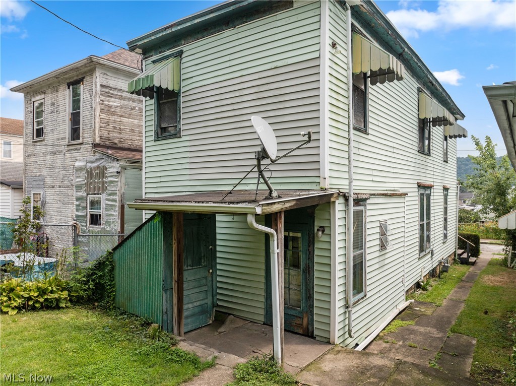 319 N 7th Street Martins Ferry OH 43935