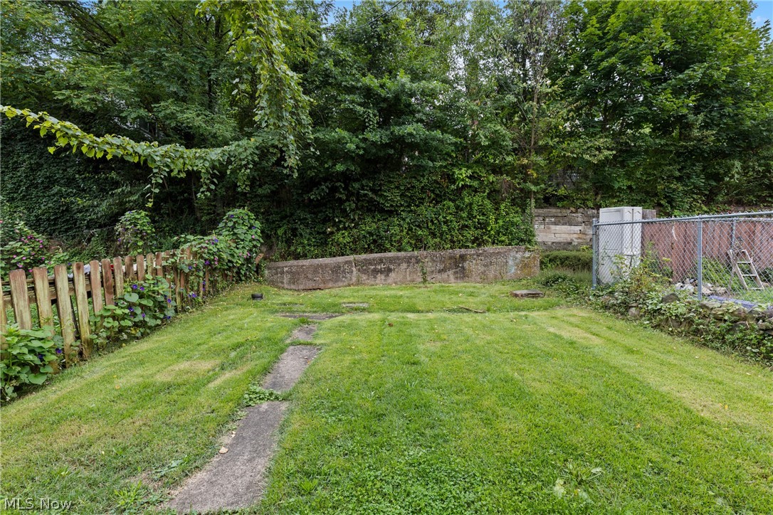 319 N 7th Street Martins Ferry OH 43935