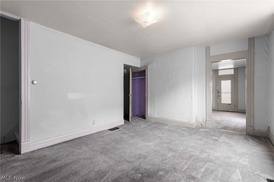 319 N 7th Street Martins Ferry OH 43935