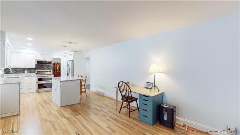 328 Plymouth Drive Bay Village OH 44140