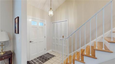 328 Plymouth Drive Bay Village OH 44140