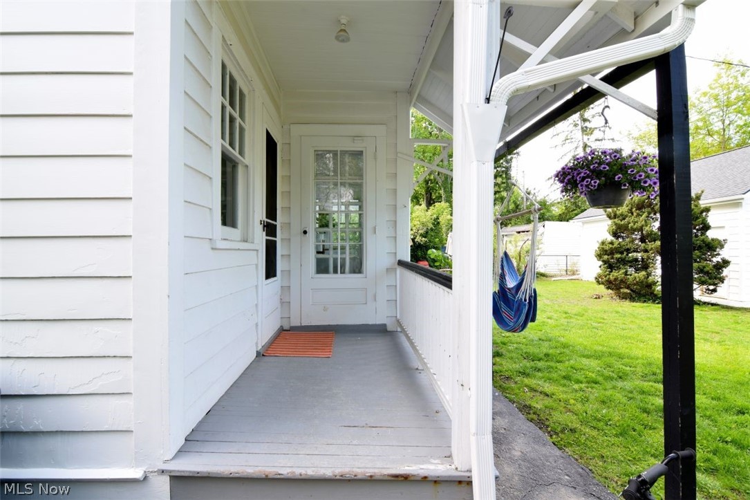 2876 Woodbury Road Shaker Heights OH 44120