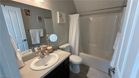 3584 E 71st Street Cleveland OH 44105