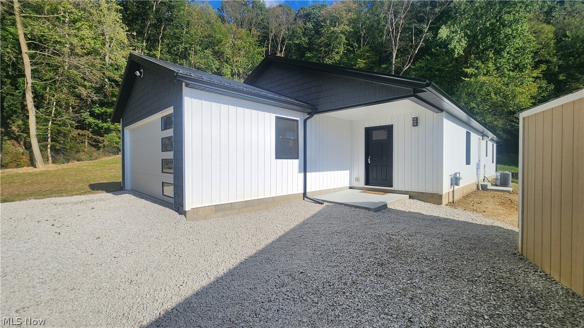 426 Mccrea Avenue Dennison OH 44621
