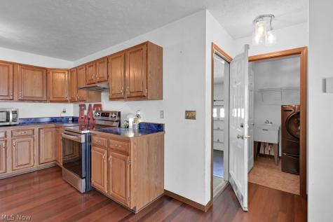 109 Seymour Avenue Mogadore OH 44260